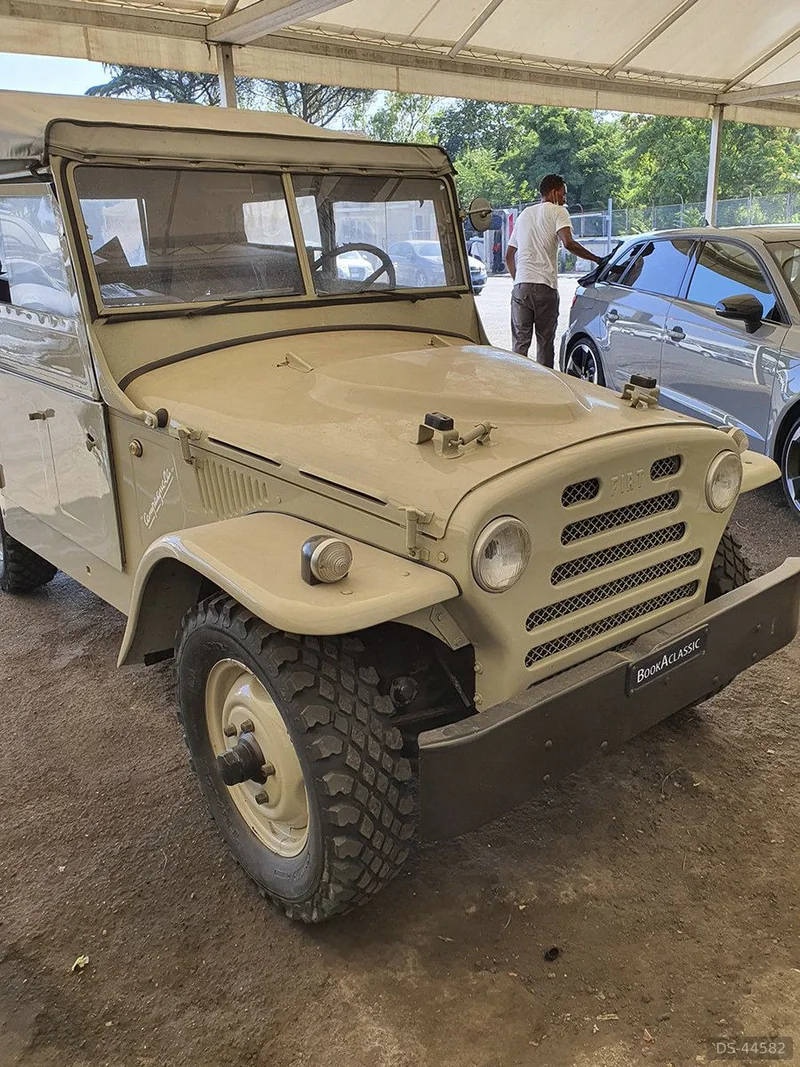 1971 Fiat Campagnola in Roma 3