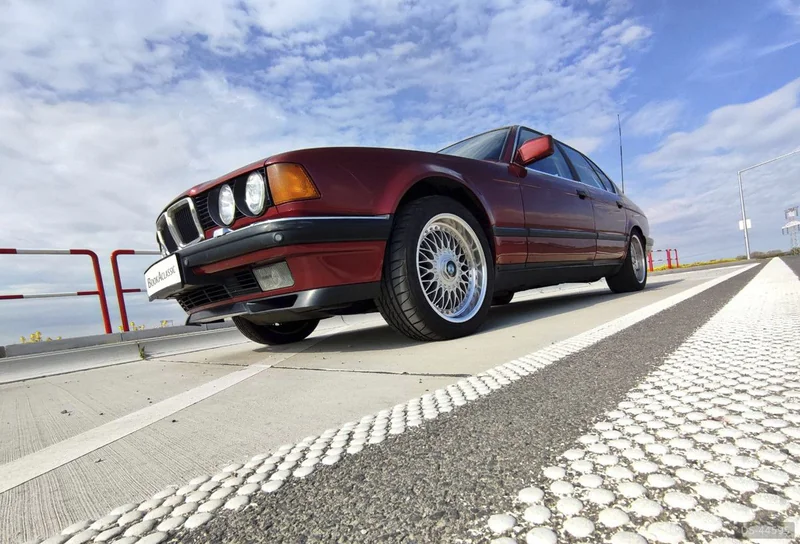 1993 BMW E32 740i in Bratislava 5