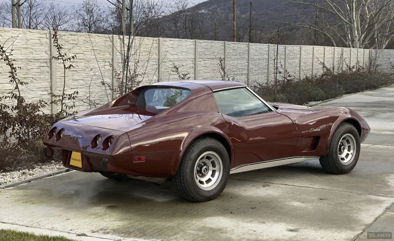 1976 Chevrolet Corvette L-82 in Bratislava 2