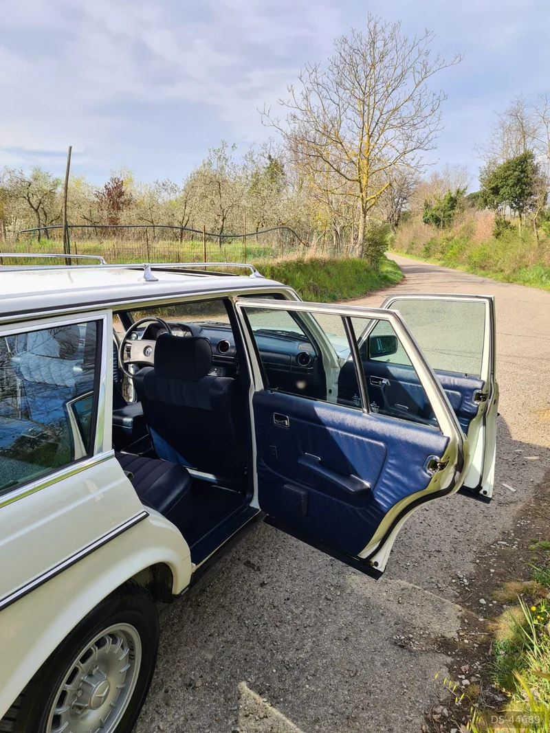 1982 Mercedes-Benz 240 Ttd in Arezzo 9