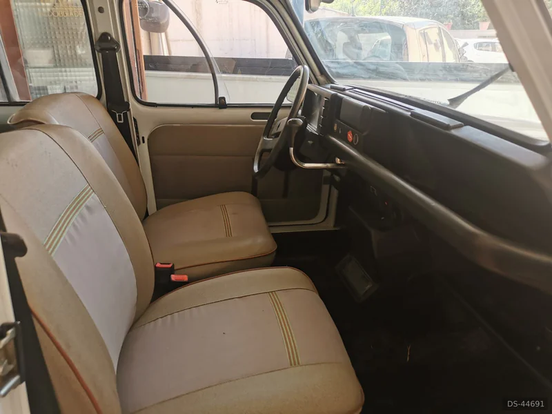 1992 Renault 4 950 in Sant'anastasia 4