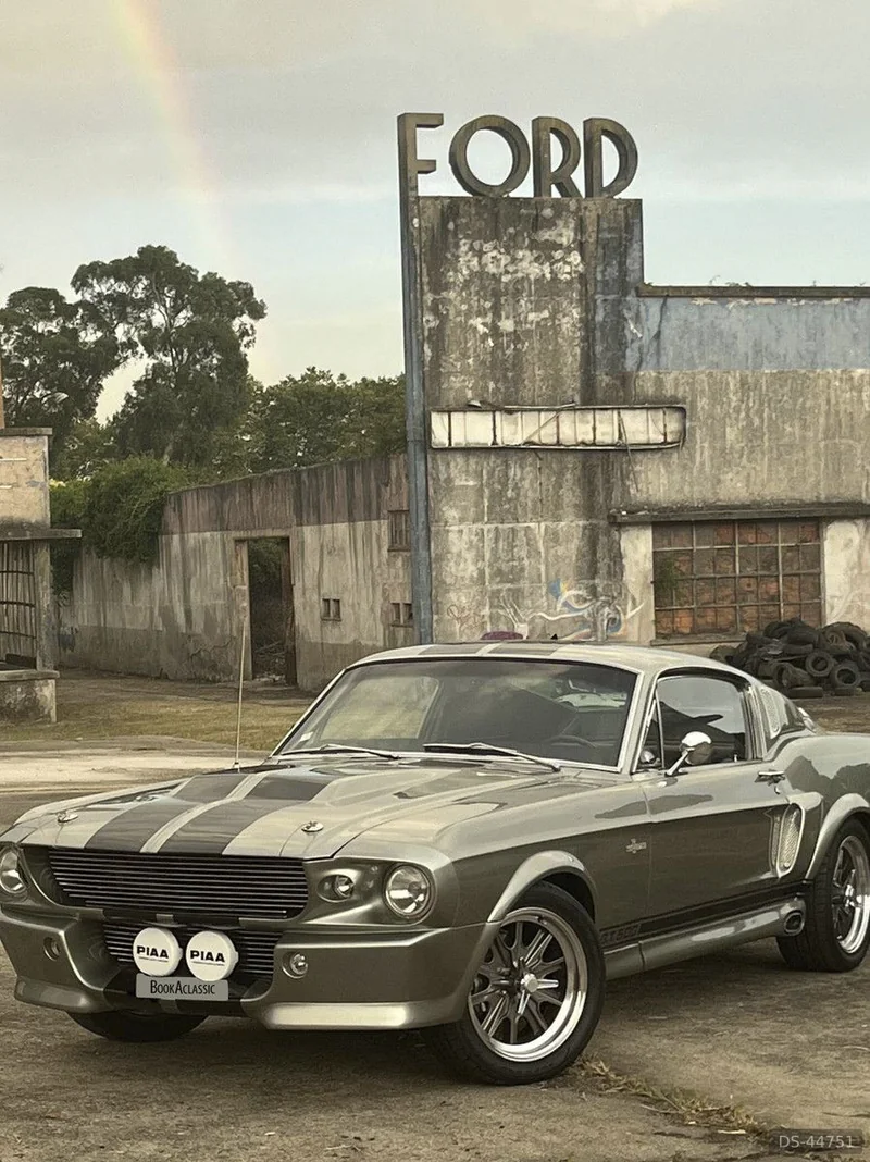 1967 Ford Mustang Gt 500 in Porto 3