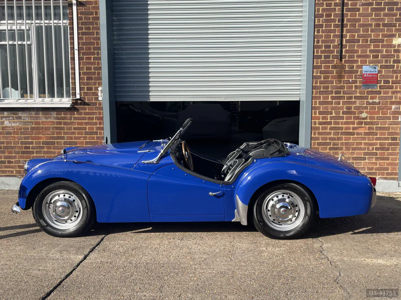 1960 Triumph Tr3 in London 2