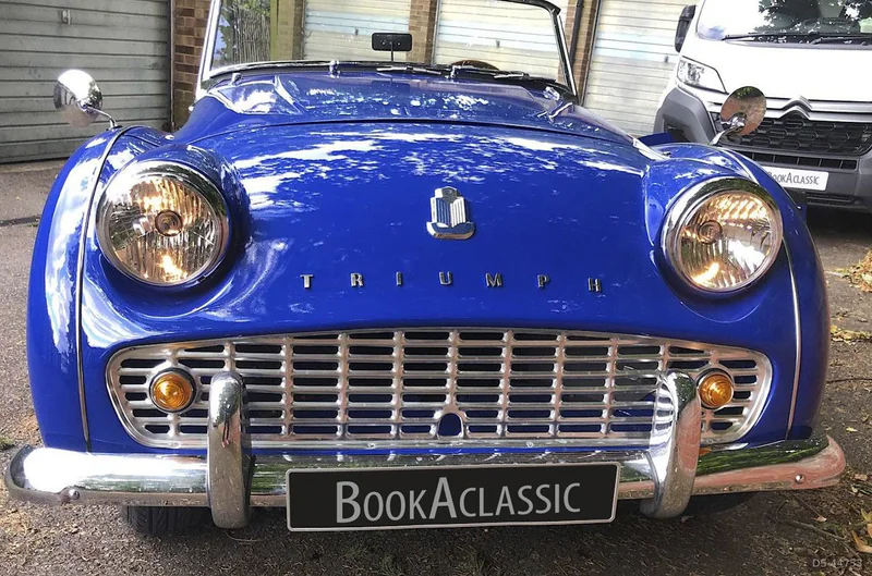 1960 Triumph Tr3 in London 6