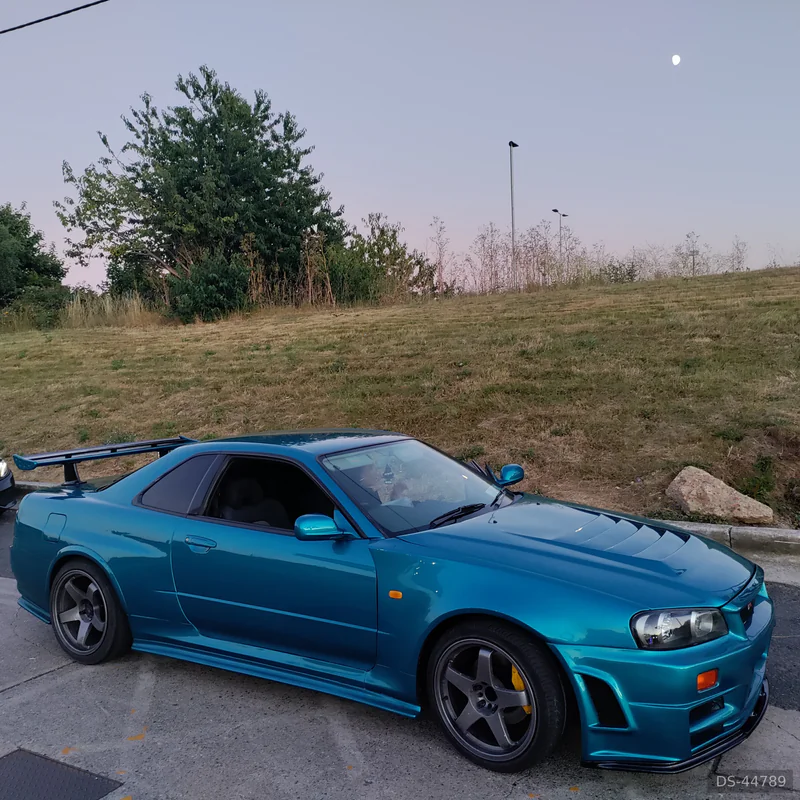 1998 Nissan Skyline R34 in London 7