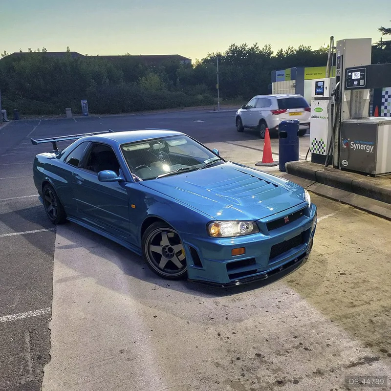 1998 Nissan Skyline R34 in London 6