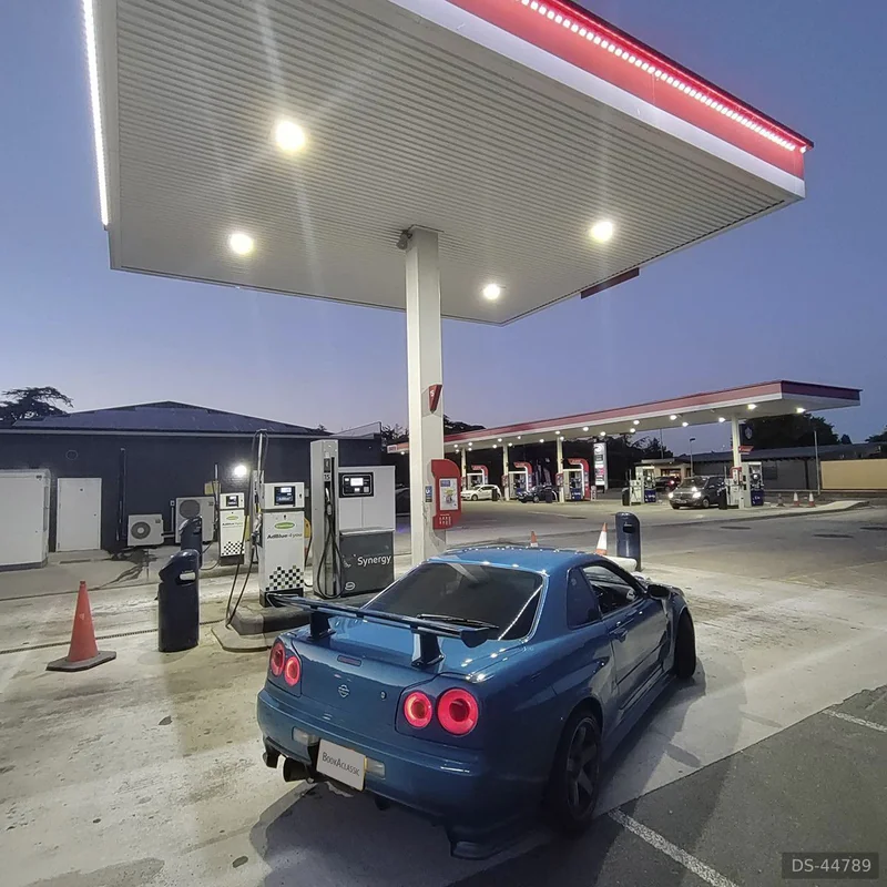 1998 Nissan Skyline R34 in London 3