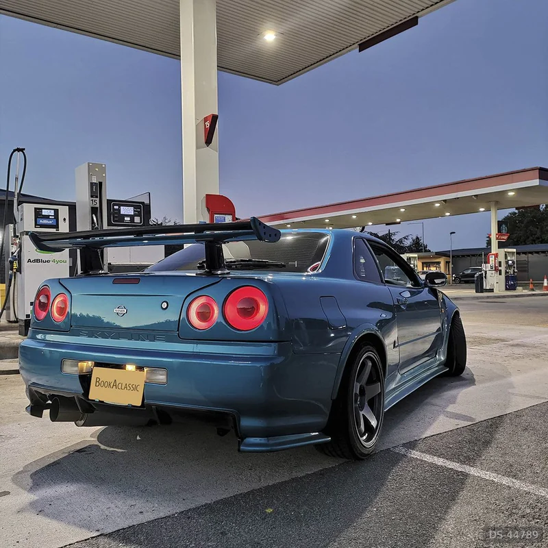 1998 Nissan Skyline R34 in London 5
