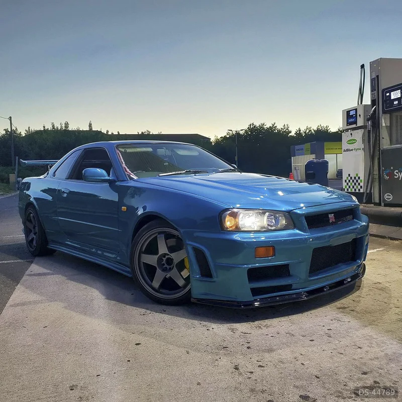 1998 Nissan Skyline R34 in London 2