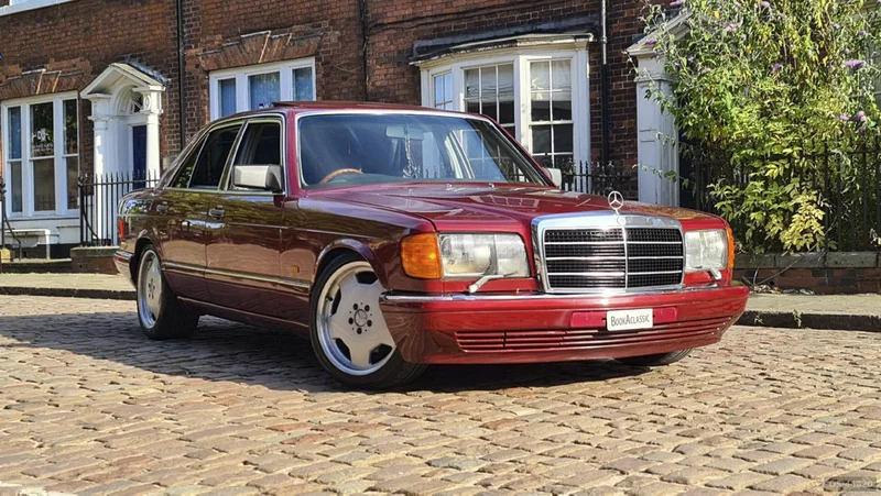 1991 Mercedes-Benz 300se in Wolverhampton