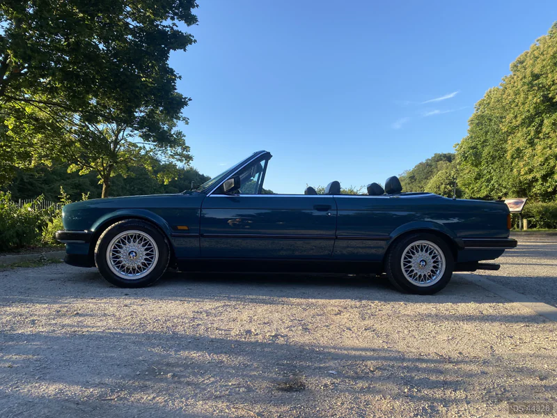 1988 BMW E30 325i Convertible