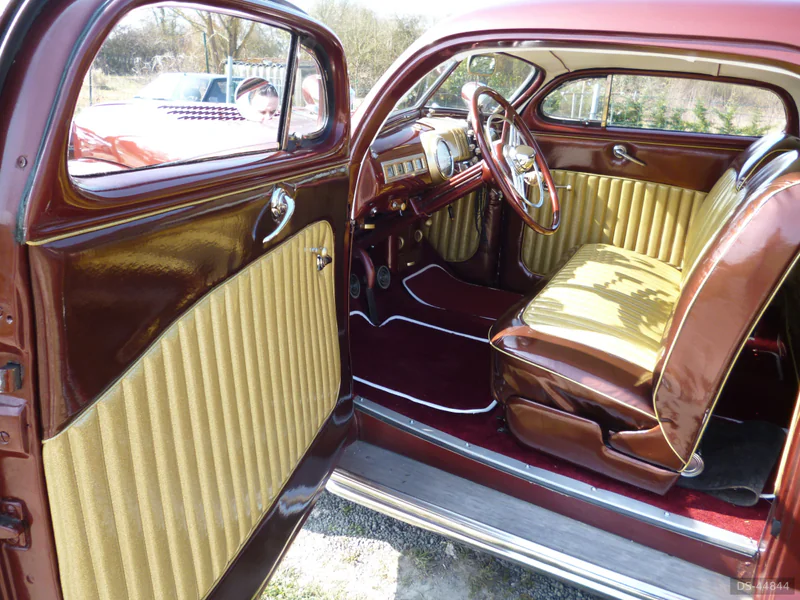 1948 Mercury Coupe in Jouy Le Chatel 3