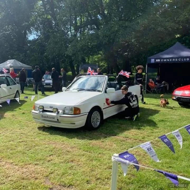 1990 Ford Escort Xr3i Cabriolet in Manchester 4