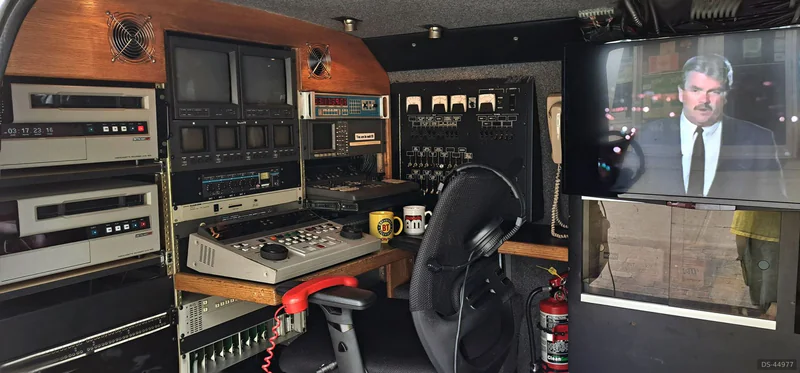 1998 Ford E350 News Van in Belleville 5