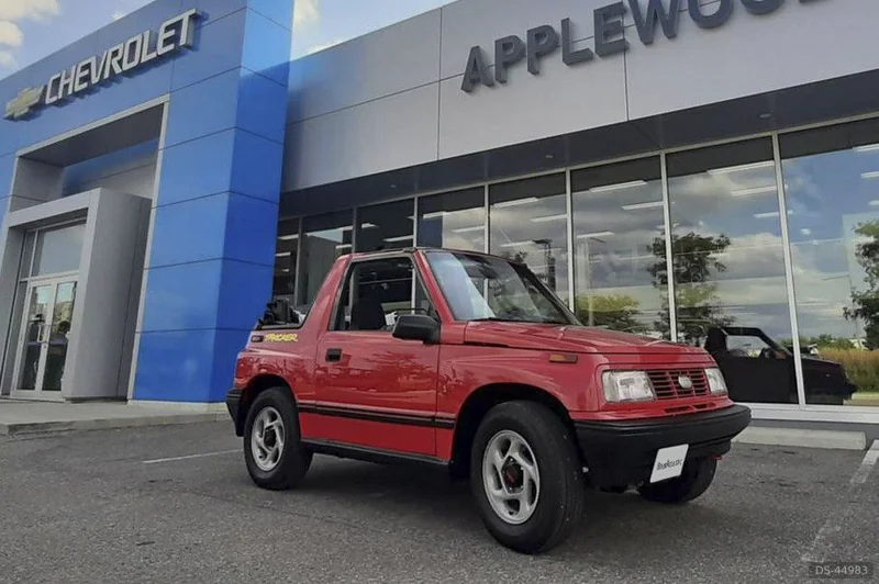 1995 Geo Tracker in Belleville 6