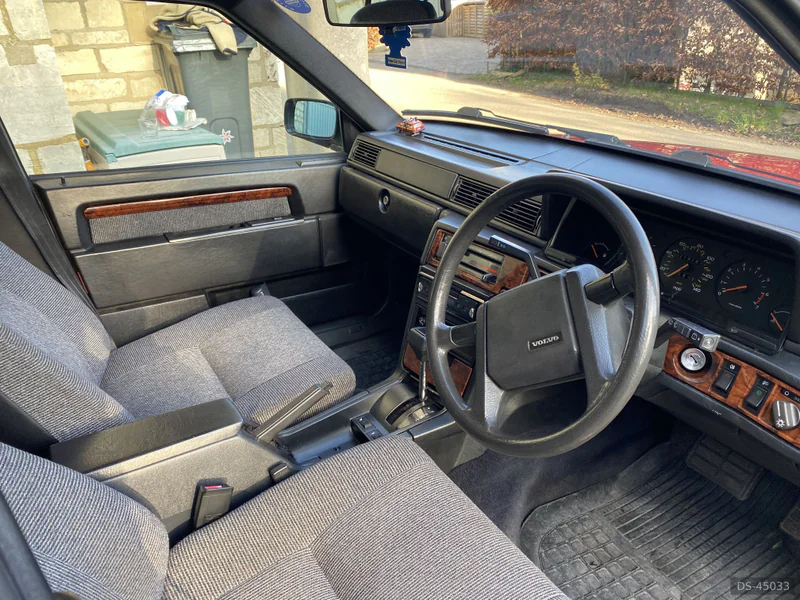 1988 Volvo 740 Gl in London 8