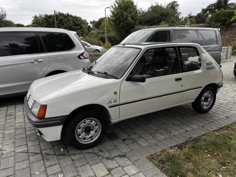 1989 Peugeot 205 Xs in Reading 3