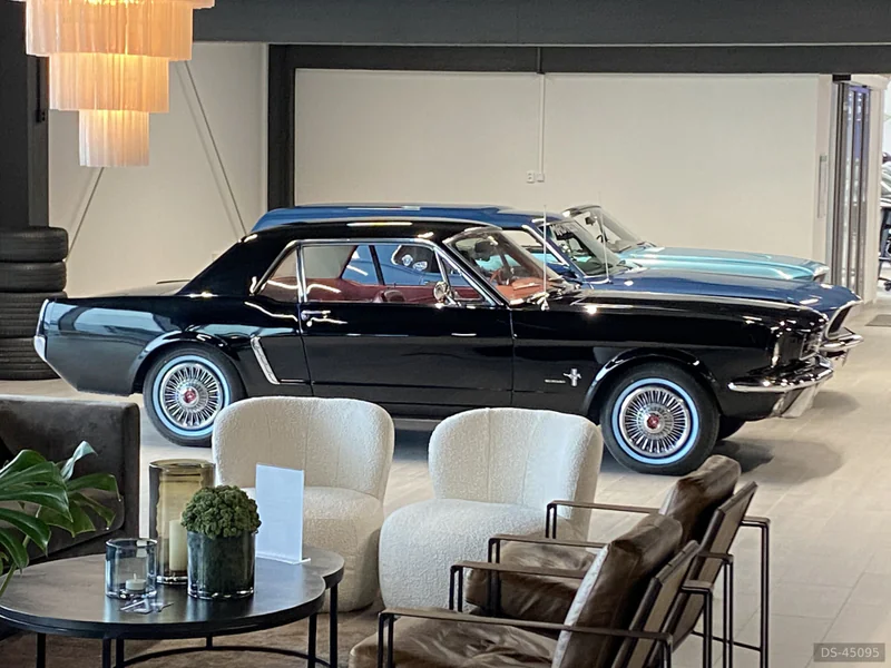 1964 Ford Mustang in Oslo 7