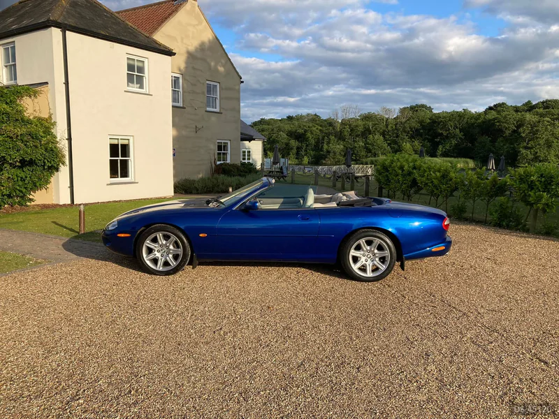 1998 Jaguar Xk8 in Great Yarmouth 3