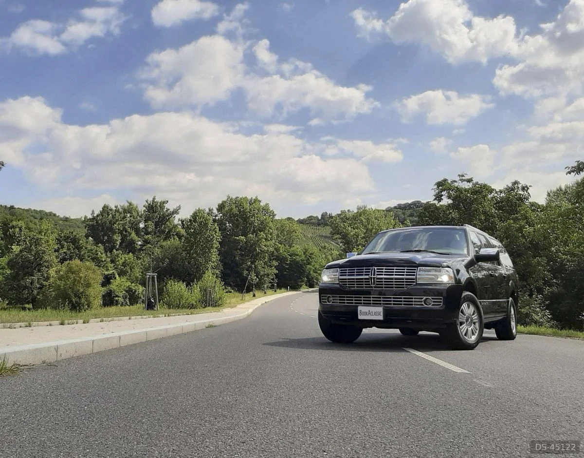 2007 Lincoln Navigator L - President