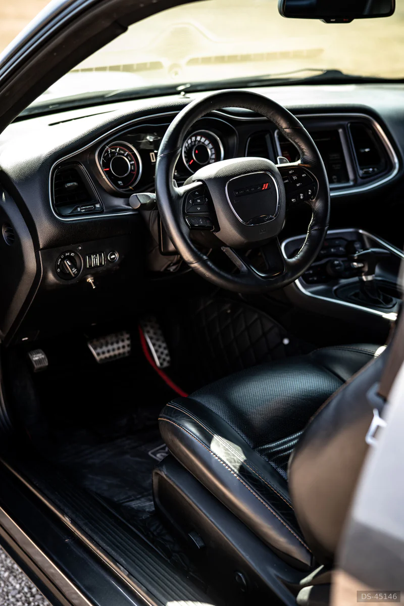 2015 Dodge Challenger in Perugia 5