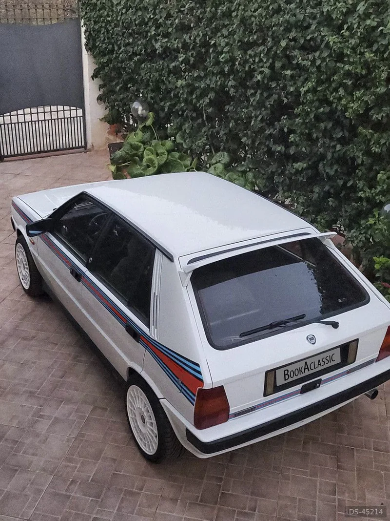 1991 Lancia Delta Hf Turbo in Palermo 6