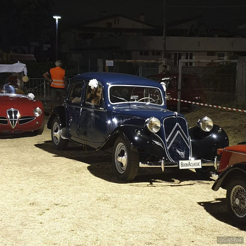 1956 Citroen Traction Avant in Padernello Tv 2