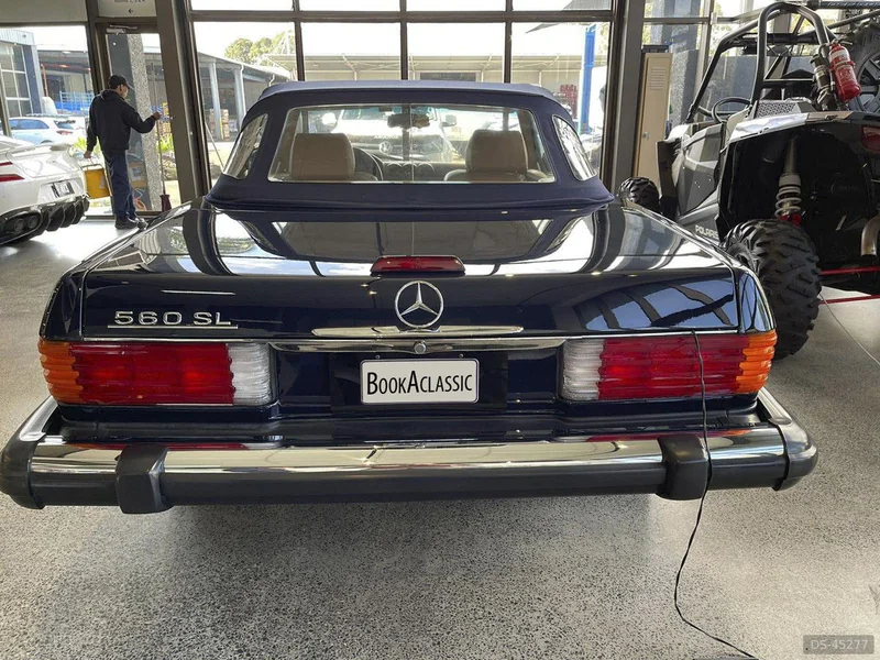 1987 Mercedes-Benz 560sl in Tonimbuk 5