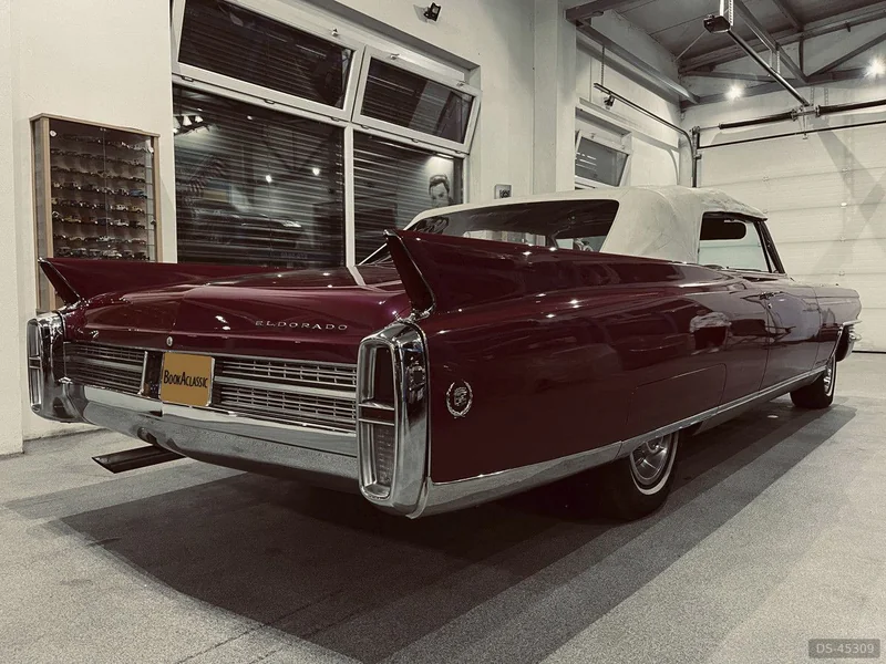 1963 Cadillac Eldorado Biarritz in Holíč 5