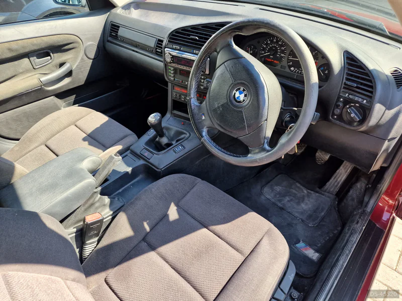 1997 BMW 318 I M Sport in Benfleet 2