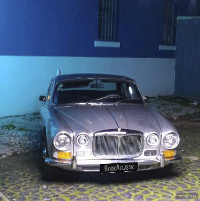 1973 Jaguar Daimler 1 Series in Odivelas 4
