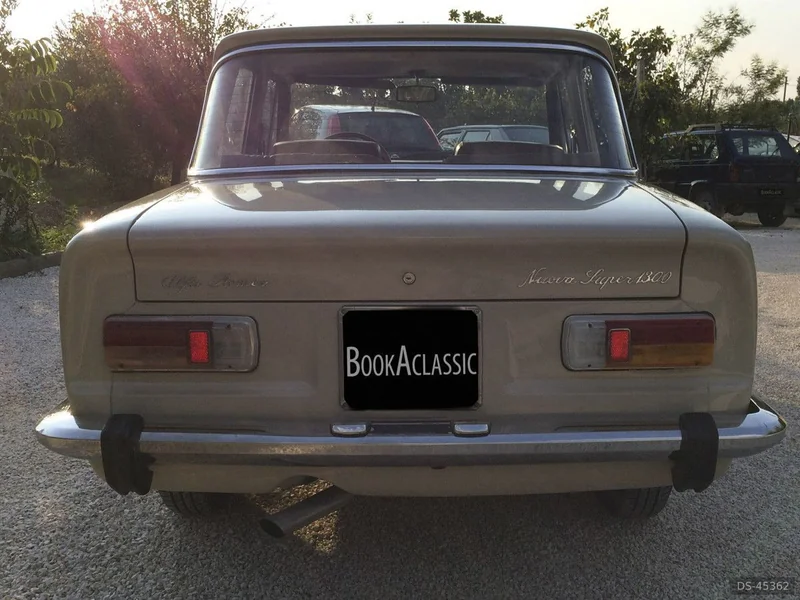 1974 Alfa Romeo Giulia Nuova Super in Perugia 5