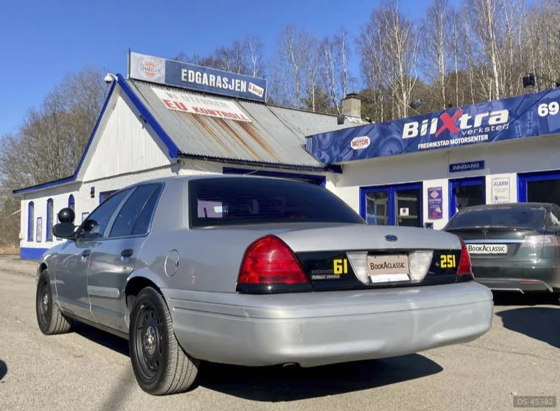 2007 Ford Crown Victoria Police Interceptor in Ridabu 2