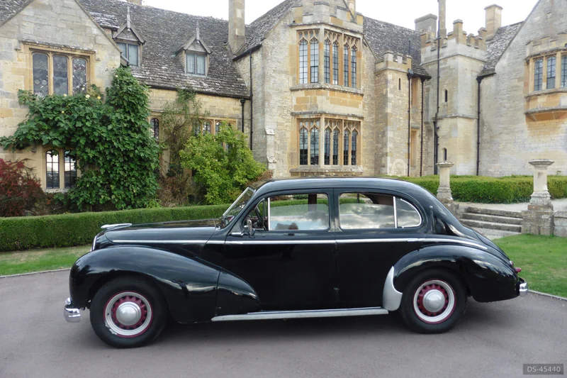 1952 Hotchkiss Anjou in Cheltenham 7