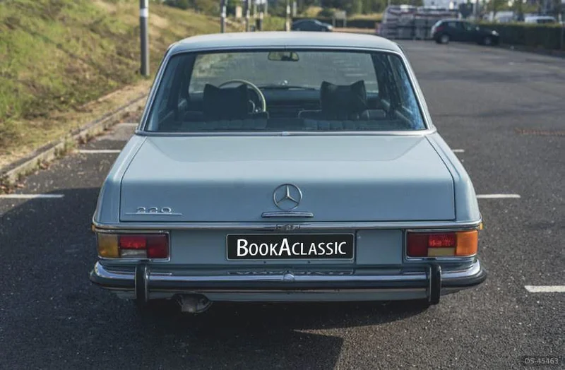 1970 Mercedes-Benz 220 Auto in Surbiton 4