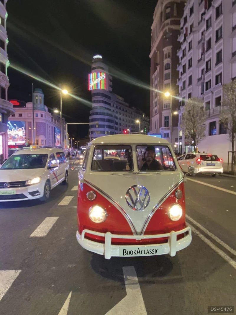 1966 Volkswagen T1 in Madrid 5