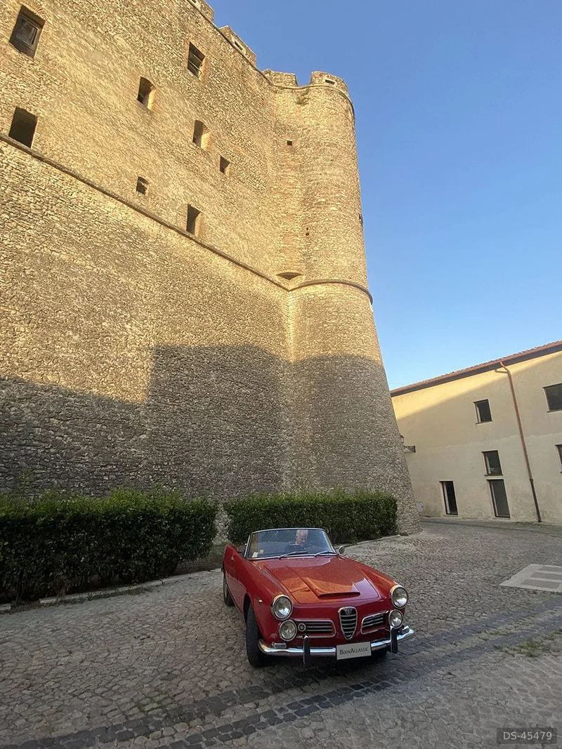 1964 Alfa Romeo 2600 Spider Touring 1964 in Rome 6