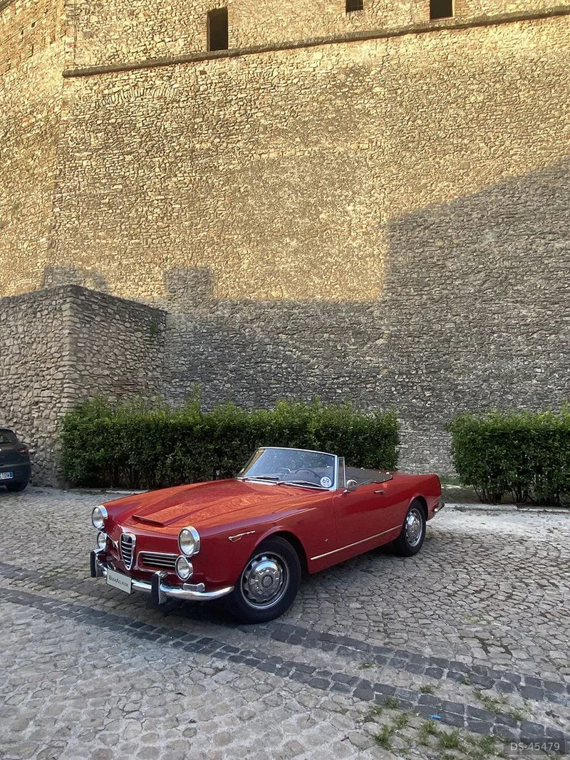 1964 Alfa Romeo 2600 Spider Touring 1964 in Rome 3