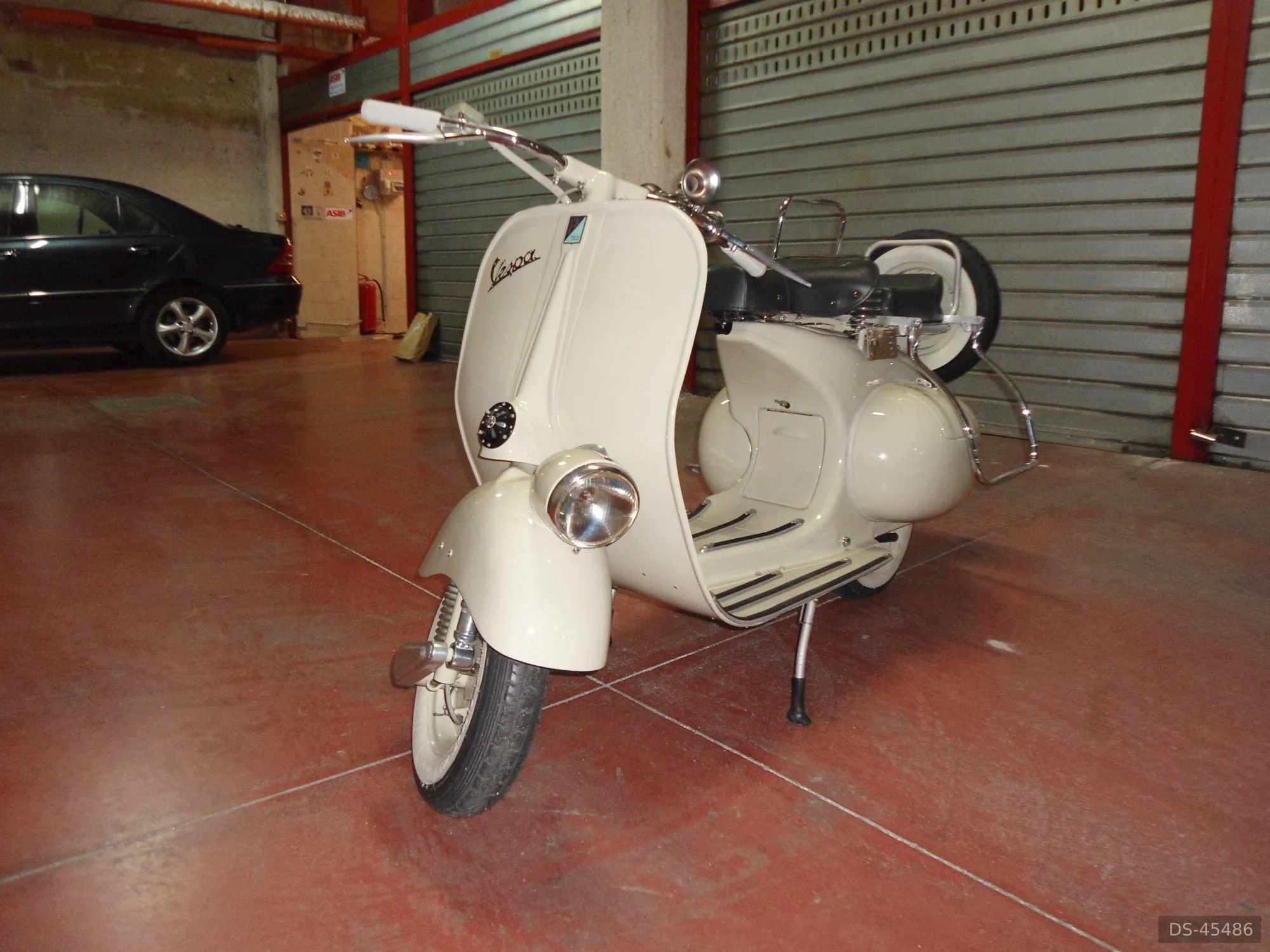 1954 Piaggio Vespa Faro Basso