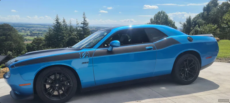2018 Dodge Challenger in Auckland 9