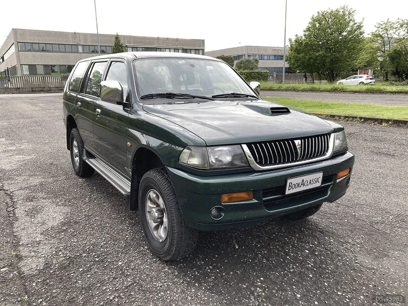 1999 Mitsubishi Pajero Sport in Milano 2