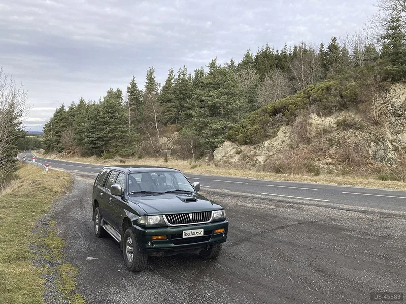 1999 Mitsubishi Pajero Sport in Milano 4