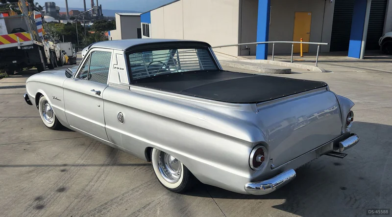 1961 Ford Xk Falcon in Port Kembla 5
