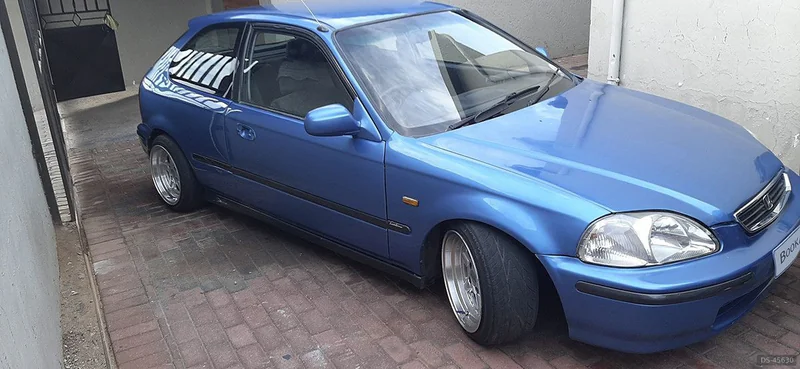 1996 Honda Civic in Johannesburg 3