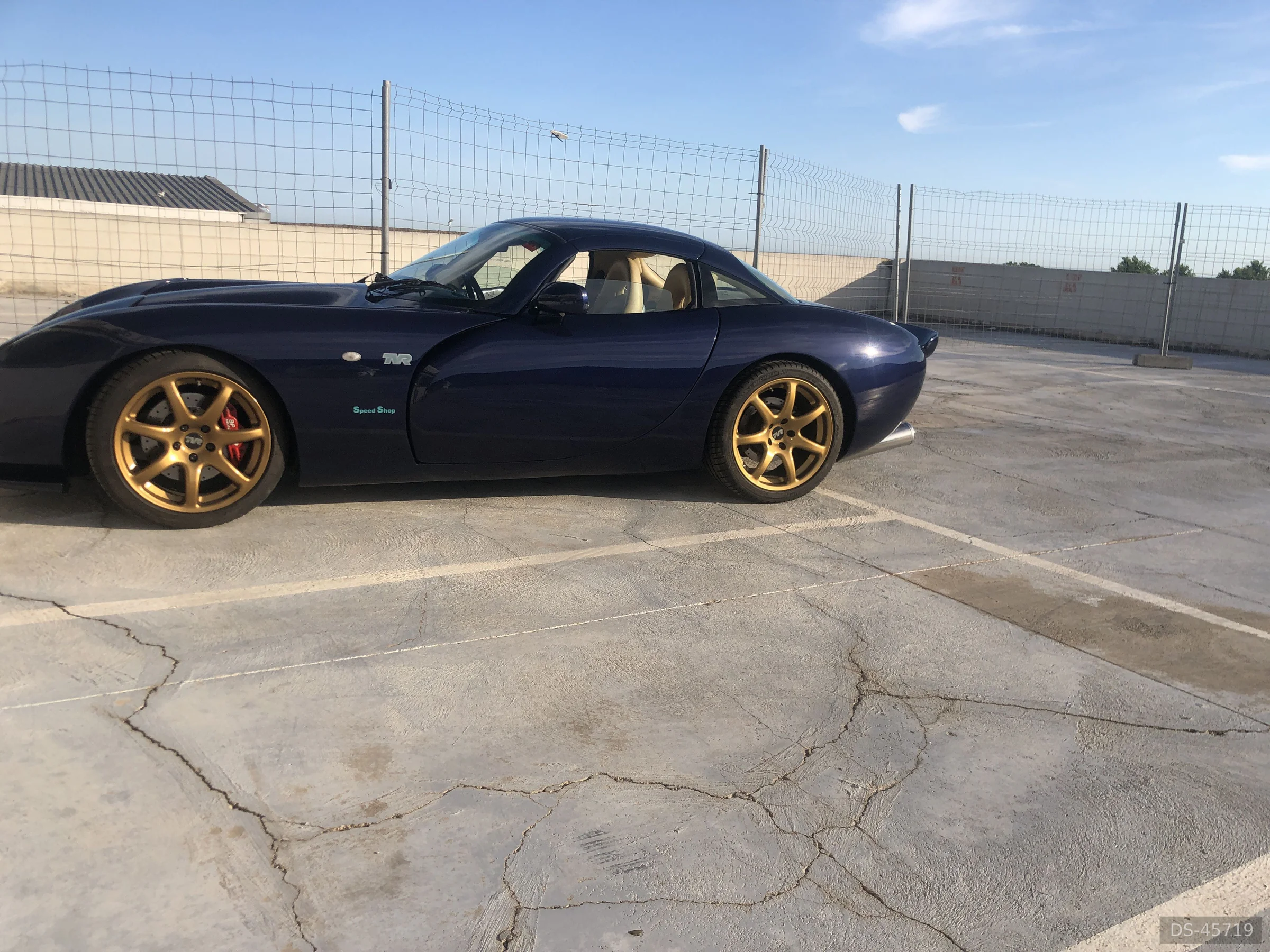 2000 TVR Tuscan