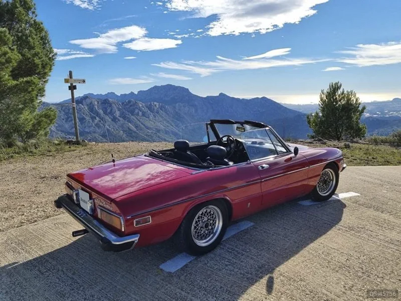 1973 Alfa Romeo Spider 2000 Veloce in Javea 2