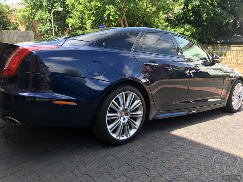 2016 Jaguar Xj R-sport in Oxfordshire, Warwickshire, Northamptonshire 5