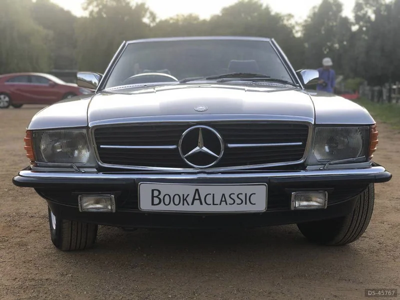 1985 Mercedes-Benz Sl 500 in London 4