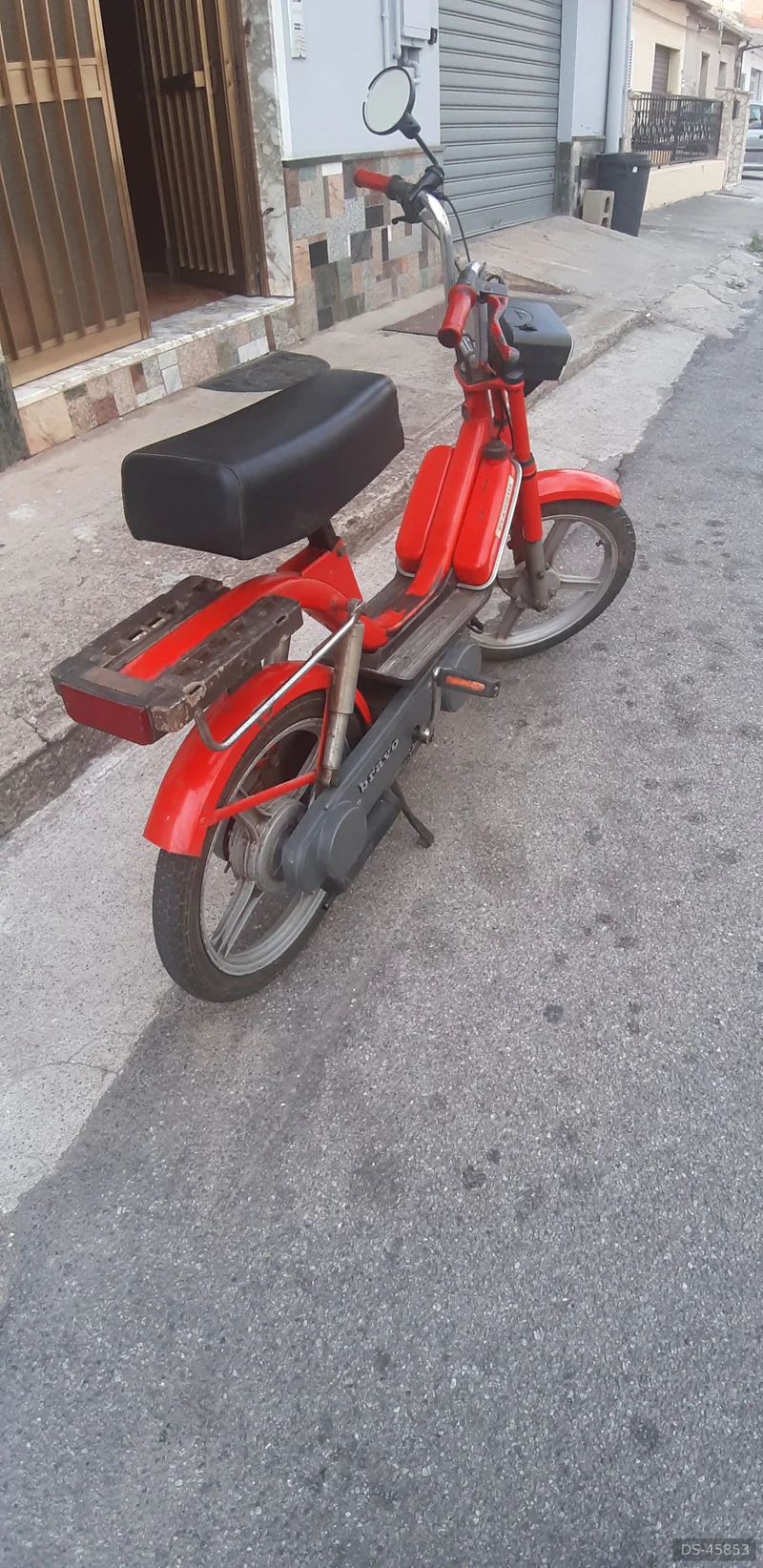 1982 Piaggio Bravo in Roma 3