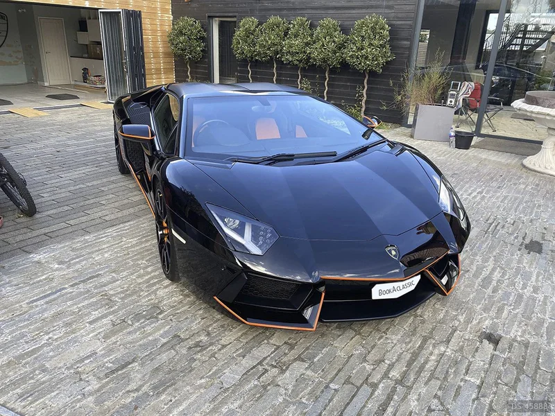 2017 Lamborghini Aventador in Kent 4